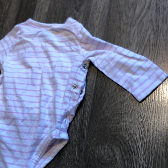 Jessica Simpson onesie size 0-3 months - Picture 5 of 5